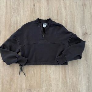 Gymshark Charcoal Half-Zip Cropped Pullover